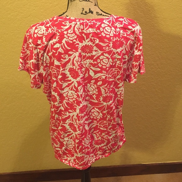 Old Navy top-see offer in description - Picture 2 of 4