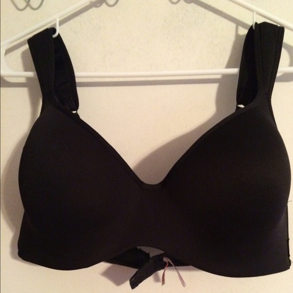 Black underwire bra by IZOD, 38D, NWOT