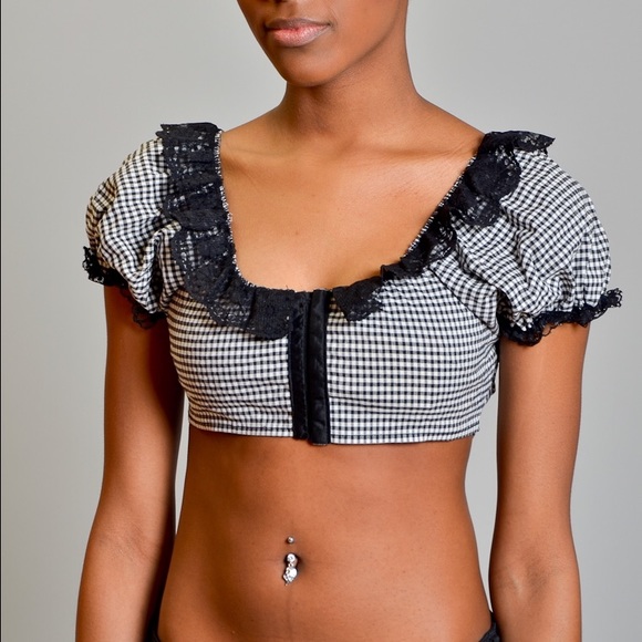 Black and white crop top