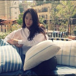 Meet your Posher, Elizabeth