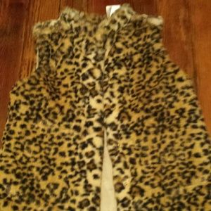 Kids (girls) vest size 6