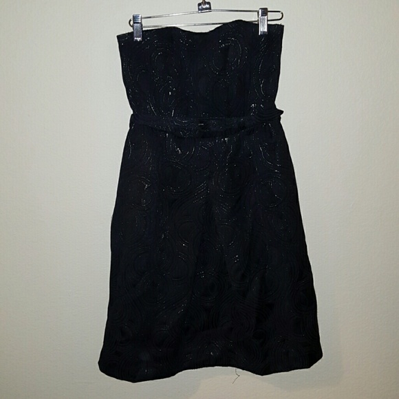 Black strapless dress