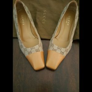 Gucci kitten heel shoes