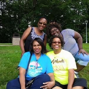 Meet your Posher, Fay