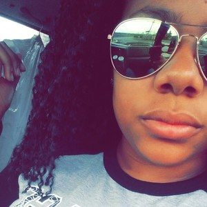 Meet your Posher, Leah