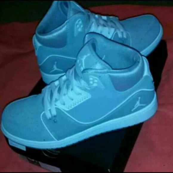 Jordan Flights - Picture 2 of 4
