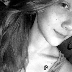 Meet your Posher, Zoe