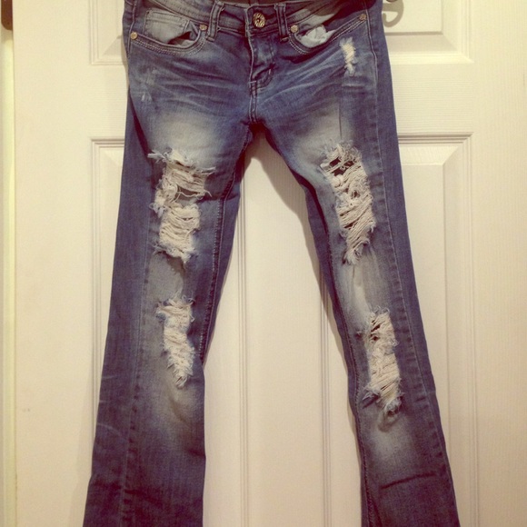 Machine Denim Destroyed Bootcut