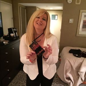 Meet your Posher, Nicolle