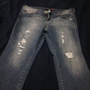Torrid distressed boot cut relaxed jeans sz 20