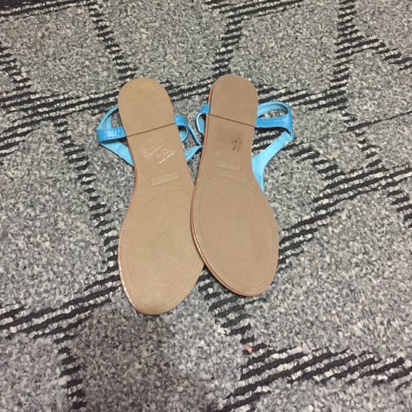 Flats - Picture 2 of 2
