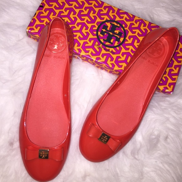 Tory Burch Shoes - 🔹️Final Drop🔹NIB Tory Burch Orange/Red Flats
