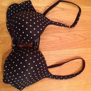 Victoria's Secret Body by Victoria Push-up