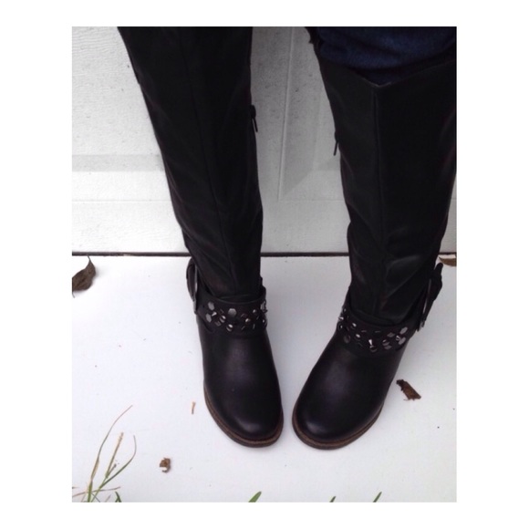 Black Charlotte Russe Riding Boots with Spikes - Picture 3 of 4