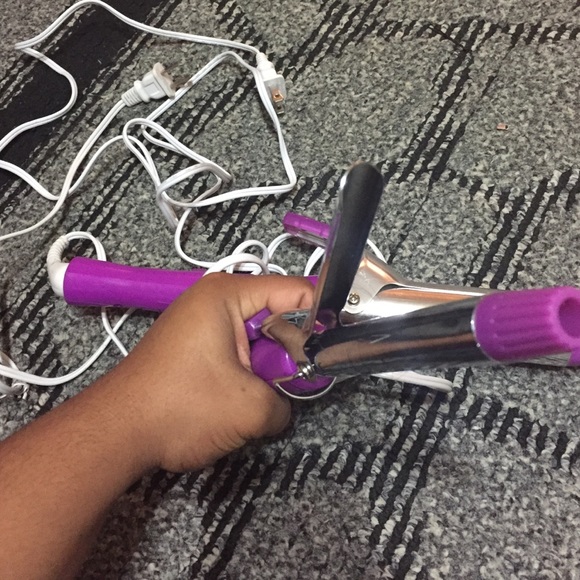 Curling irons - Picture 3 of 3