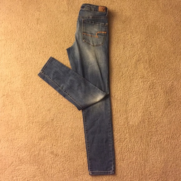 SOLD!! American Eagle Jeggings