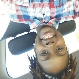 Meet your Posher, Casey