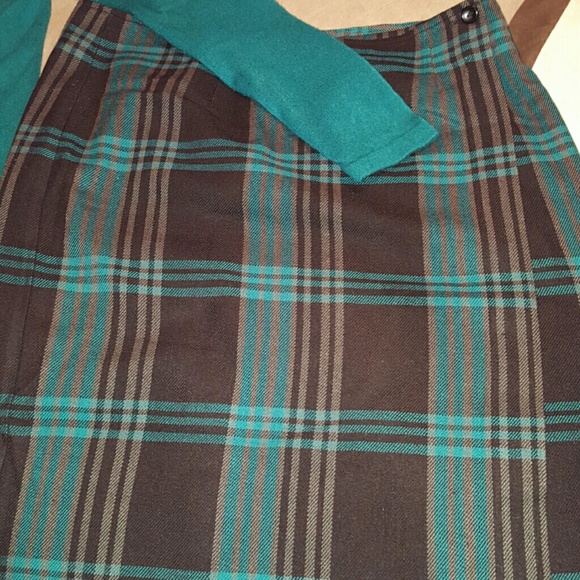 Plaid wrap skirt