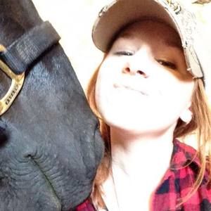 Meet your Posher, Alexandra