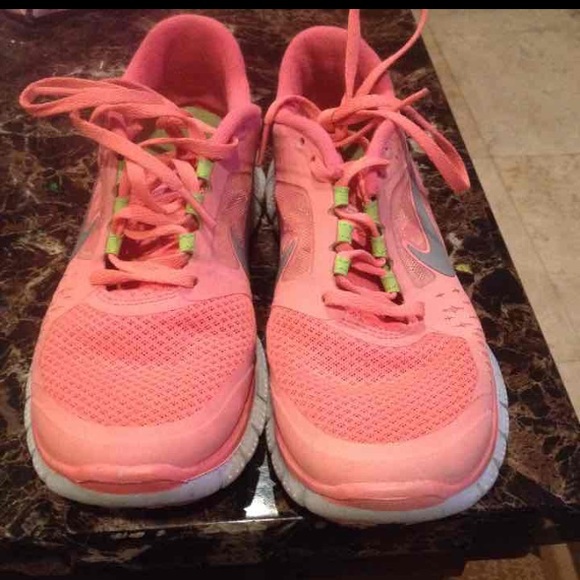 Nike free run pink. No holes, stains or smell