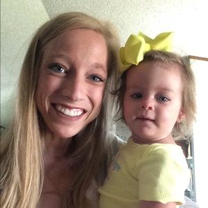 Meet your Posher, Kayla