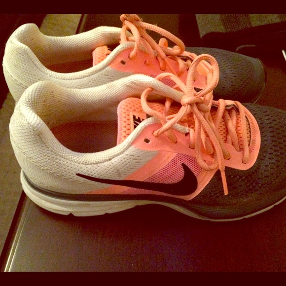 Nike running shoes 8.5
