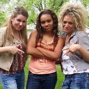 Meet your Posher, Tanea