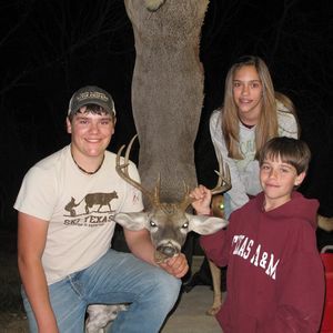 Meet your Posher, Christie