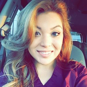 Meet your Posher, Mayra