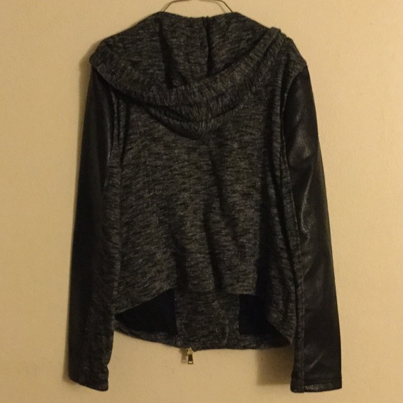 Express Jacket - Picture 2 of 3