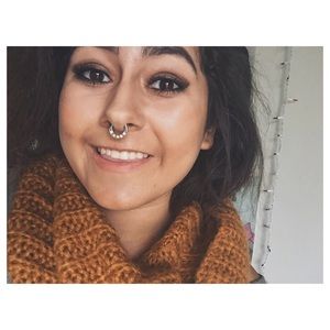 Meet your Posher, Taylor