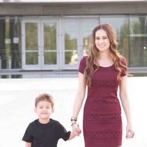 Meet your Posher, Alexis