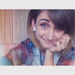 Meet your Posher, Leah