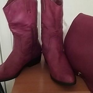 Brand new Womens boots