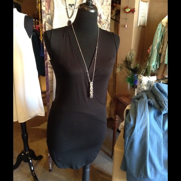 SOLD OUT - Picture 2 of 4