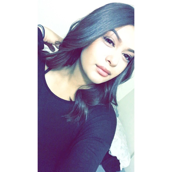 Meet your Posher, Veronica