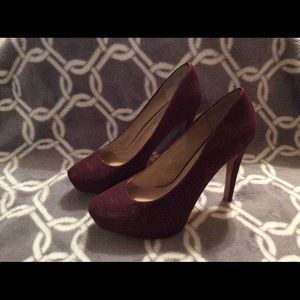 Wine colored suede cover platform pumps