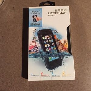 iPhone 5s life proof case