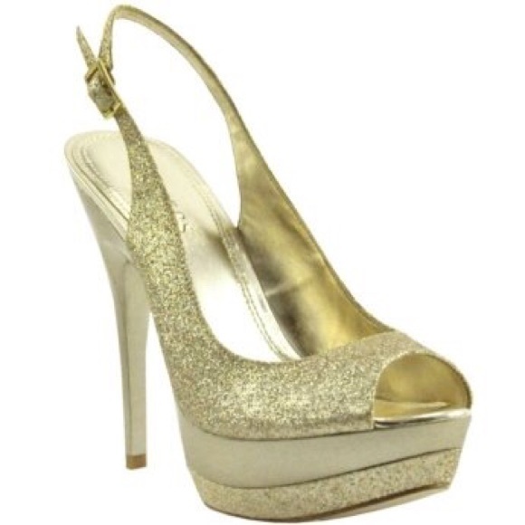 SILVER BAKERS HEELS SZ 8
