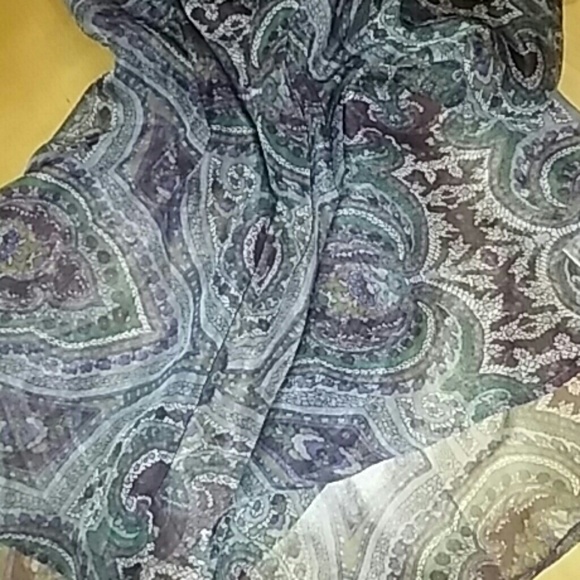 Detailed top - Picture 4 of 4