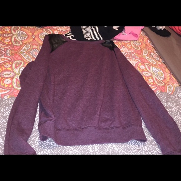 Victoria secret purple sweater - Picture 2 of 3