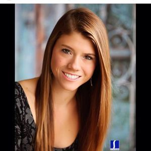 Meet your Posher, Makenzie