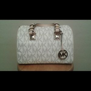 New Michael Kors Grayson Satchel