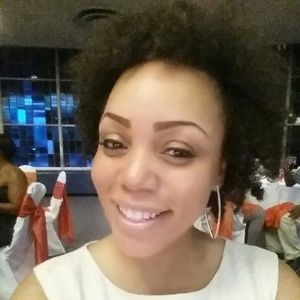 Meet your Posher, Keesha