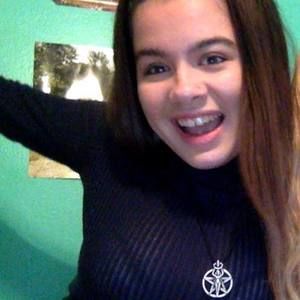 Meet your Posher, Ava