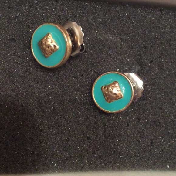 Lia Sophia earrings (brand new) - Picture 4 of 4