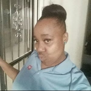 Meet your Posher, Beverly