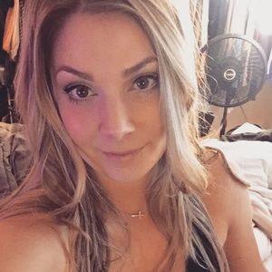 Meet your Posher, Kellie