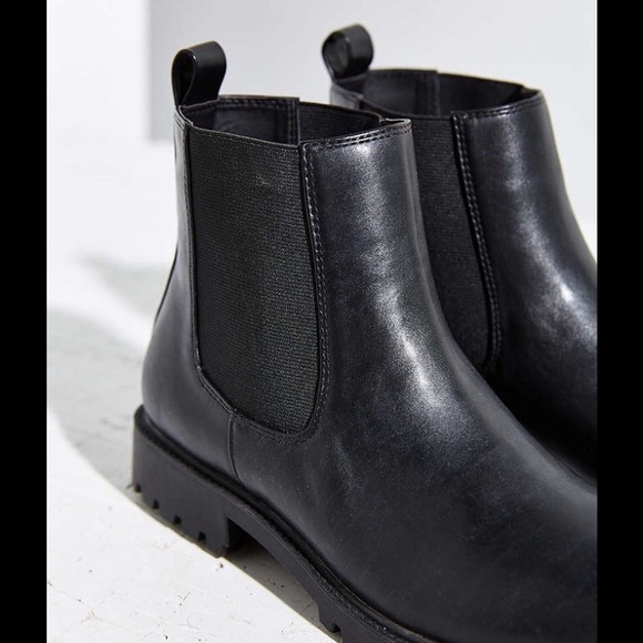 Chelsea Boot