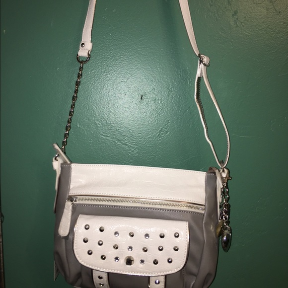 New Silver & White Studded Kathy Van Zeeland Bag - Picture 2 of 4